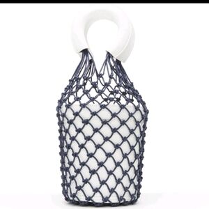 STAUD Moreau White and Navy Bucket Net Bag